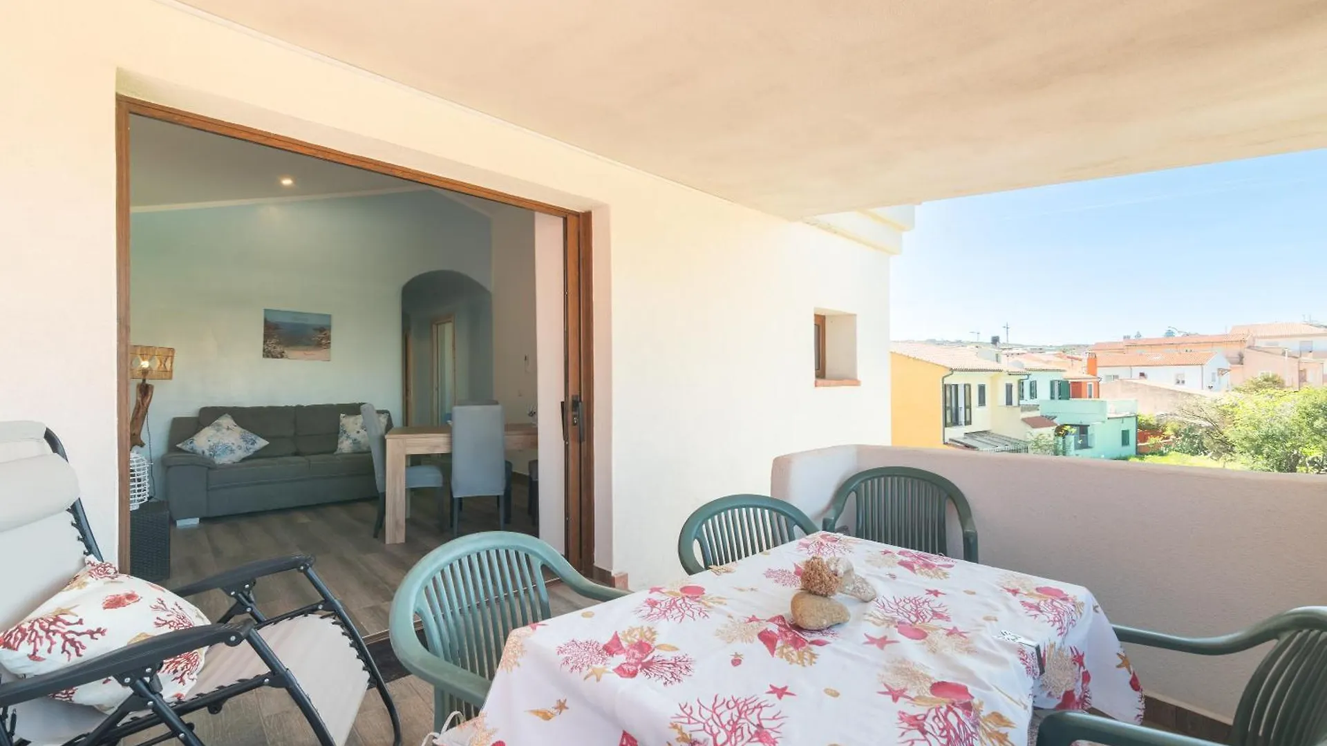 Mavi Primo Piano Villa Palau